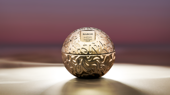 6 Best Lifting Creams for Over 50s (Expert-Tested)