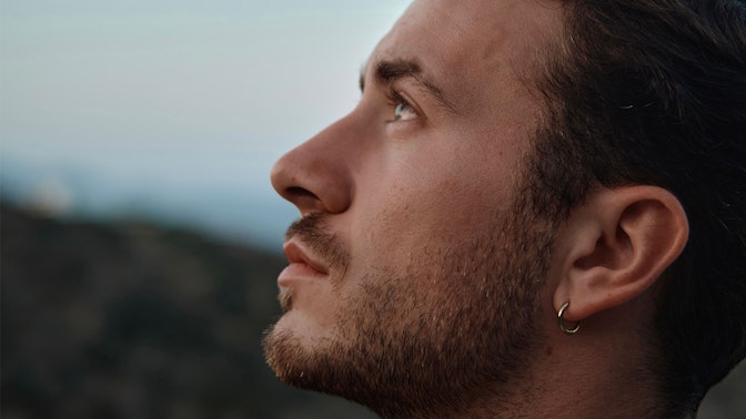 Influencer Louis Darcis zeigt seine Pflege-Routine Influencer Louis Darcis zeigt seine Pflege-Routine