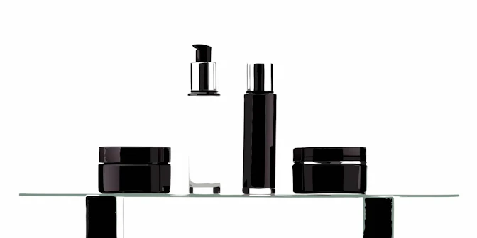4 Best Moisturizing Creams with Peptides for Firm Skin