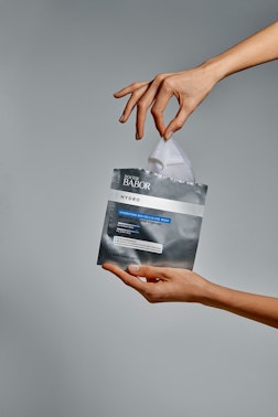 ΜΙΑ ΜΑΣΚΑ ΓΙΑ ΚΑΘΕ ΑΝΑΓΚΗ ΤΟΥ ΔΕΡΜΑΤΟΣ ΜΙΑ ΜΑΣΚΑ ΓΙΑ ΚΑΘΕ ΑΝΑΓΚΗ ΤΟΥ ΔΕΡΜΑΤΟΣ