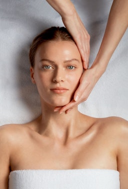 Η ΓΗΡΑΝΣΗ ΤΟΥ ΔΕΡΜΑΤΟΣ ΞΕΚΙΝΑΕΙ ΗΔΗ ΑΠΟ ΤΑ ΜΕΣΑ ΤΗΣ ΔΕΚΑΕΤΙΑ ΤΩΝ ’20! Η ΓΗΡΑΝΣΗ ΤΟΥ ΔΕΡΜΑΤΟΣ ΞΕΚΙΝΑΕΙ ΗΔΗ ΑΠΟ ΤΑ ΜΕΣΑ ΤΗΣ ΔΕΚΑΕΤΙΑ ΤΩΝ ’20!