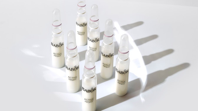 Mooi tijdens de slaap met de Active Night ampul Mooi tijdens de slaap met de Active Night ampul